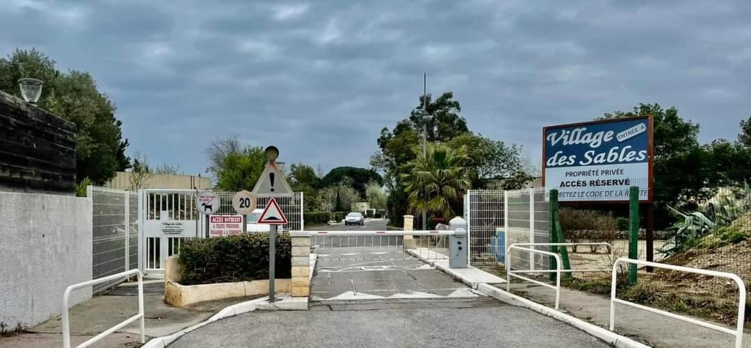 Torreilles Plage: Villa Atypique Bord De Mer Mediterranee Exterior foto